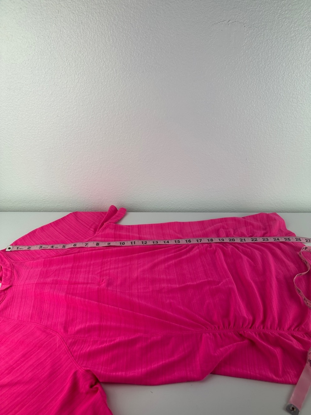 Athleta Bright Pink Short Sleeve Active Top Size Medium - Picture 7 of 8